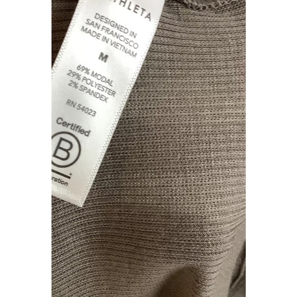 NWOT Athleta Sz M Long Sleeve Thermal Tee Green Modal Polyester Pullover - Picture 6 of 7